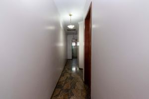 Image 22 - 924560