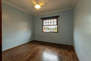 Image 31 - 924560