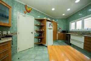 Image 38 - 924568