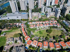 Image 61 - 924568