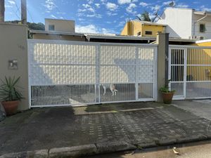 Image 19 - 924573