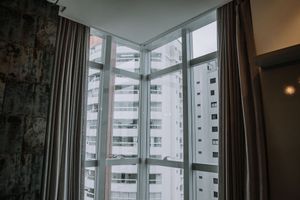 Image 8 - 924574