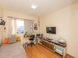 Image 19 - 924575