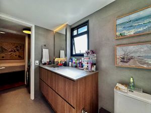 Image 43 - 924577