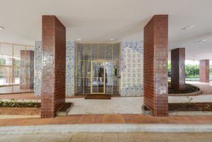 Image 74 - 924578
