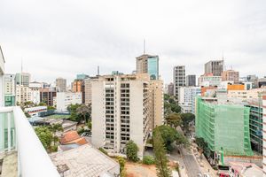 Image 21 - 924579
