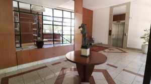 Image 32 - 924580