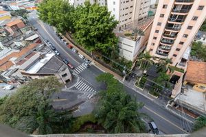 Image 21 - 924598