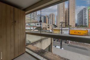 Image 9 - 924600