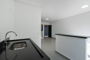 Image 11 - 924601