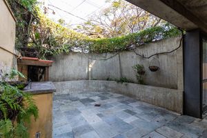 Image 40 - 924605