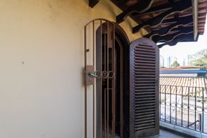 Image 26 - 924605
