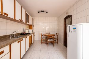Image 12 - 924620