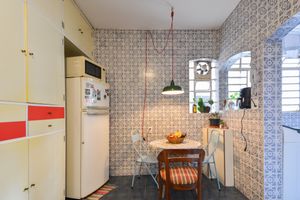 Image 19 - 924621