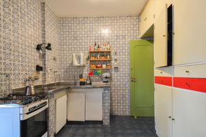 Image 21 - 924621