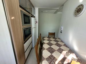 Image 4 - 924623