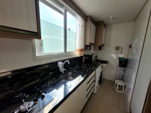 Image 1 - 924623