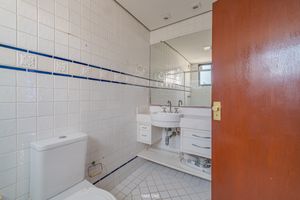 Image 18 - 924626