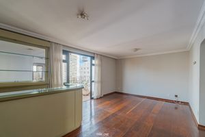 Image 10 - 924626