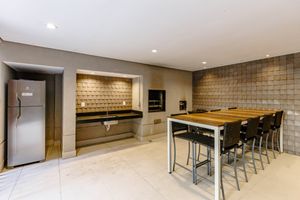 Image 24 - 924630