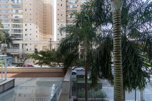 Image 15 - 924632