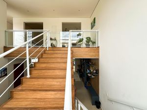 Image 24 - 924637