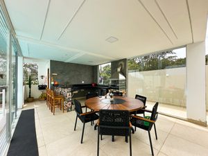 Image 32 - 924637
