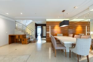 Image 17 - 924646