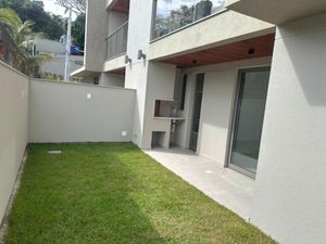 Image 18 - 924648