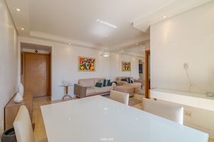 Image 4 - 924649