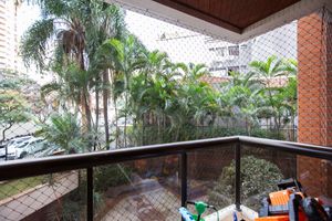 Image 5 - 924658