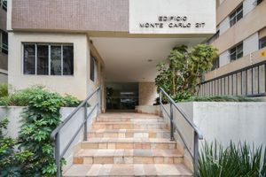 Image 39 - 924661