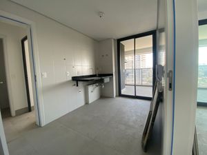 Image 8 - 924663