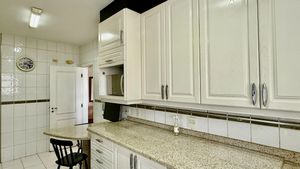 Image 4 - 924665