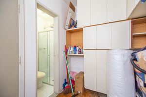 Image 31 - 924666