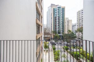 Image 8 - 924666