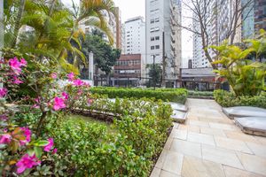 Image 45 - 924666
