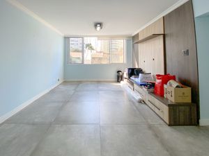 Image 3 - 924668