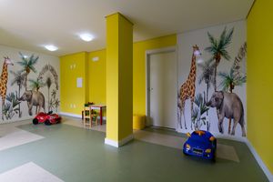 Image 26 - 924669