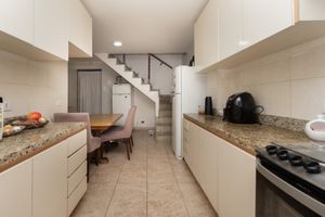 Image 9 - 924673