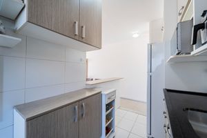 Image 13 - 924676