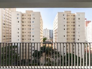 Image 15 - 924680