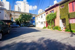 Image 34 - 924682