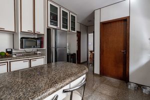 Image 30 - 924683
