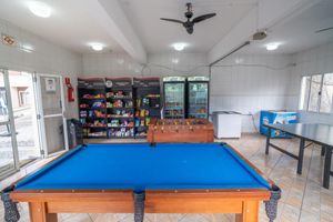Image 21 - 924684