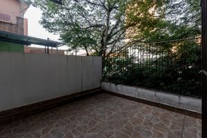 Image 25 - 924687