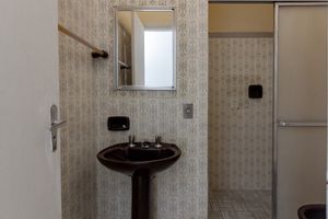 Image 13 - 924687