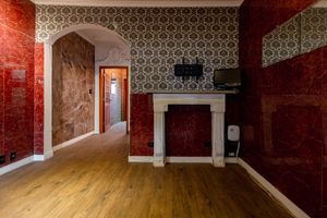 Image 3 - 924696