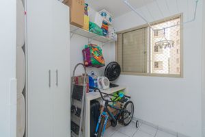 Image 12 - 924699