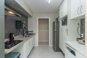 Image 9 - 924699